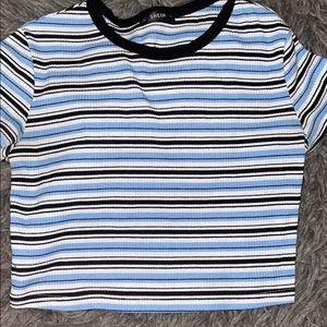 Blue,black and white shirt sleeve crop top